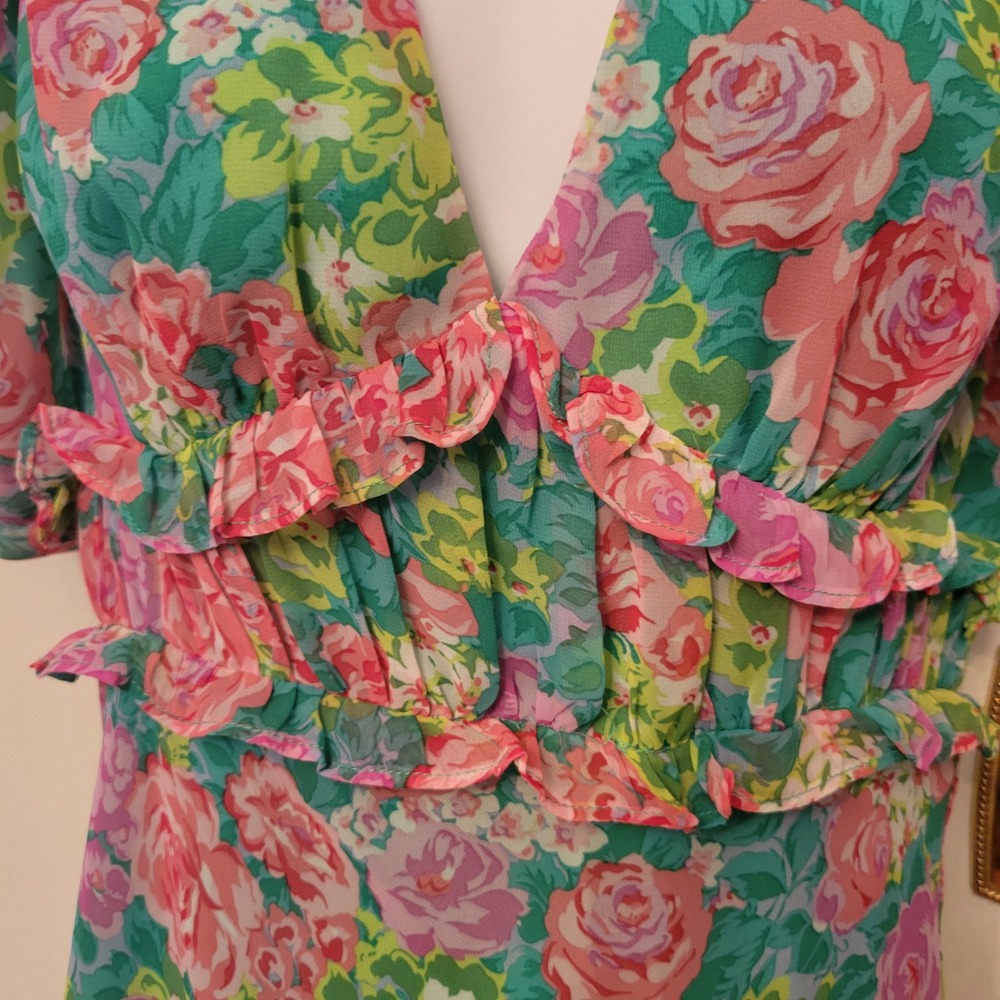 ASTR The Label M Maxi Dress Green Pink Floral Puff Sleeve ESPERANZA V Neck Fairy - Picture 7 of 10